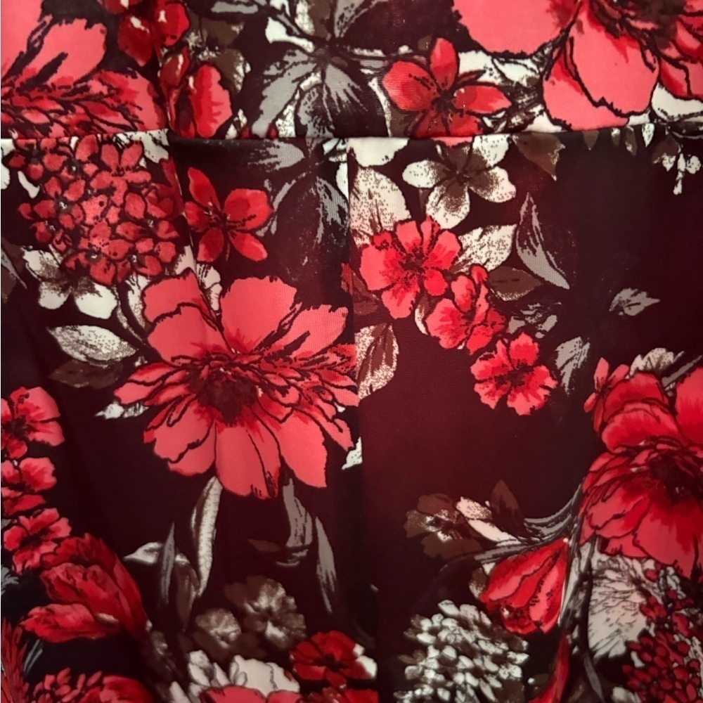 BonWorth Red and Black Asymmetrical Tunic - Picture 6 of 7